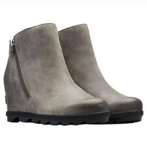 SOREL JOAN OF ARCTIC WEDGE II ZIP BOOTIE